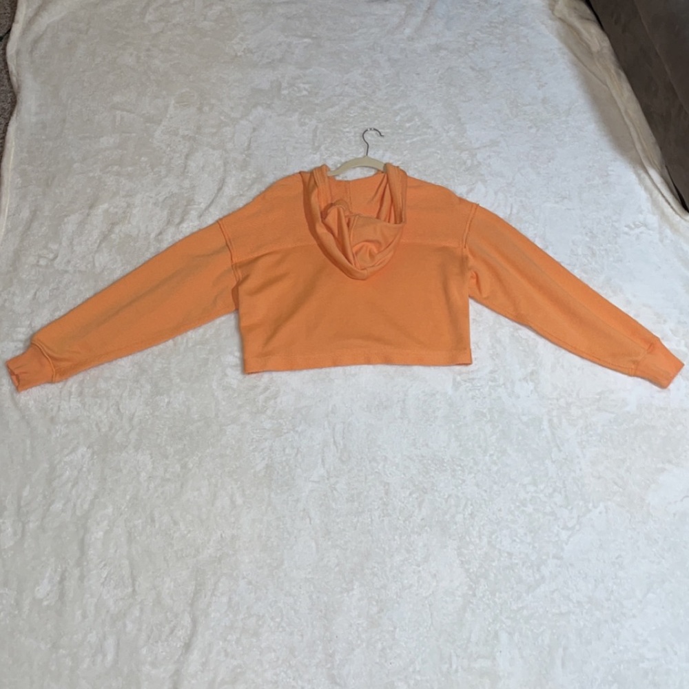 NWOT Aerie Beach Party Cropped Hoodie - Picture 9 of 16